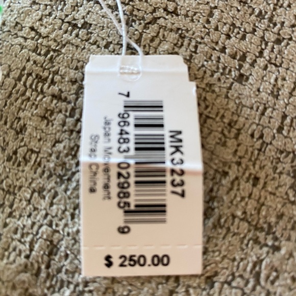 Michael Kors watch - Picture 5 of 10